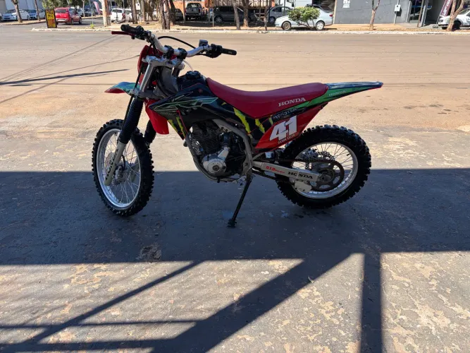 Crf 250 ano 2021 