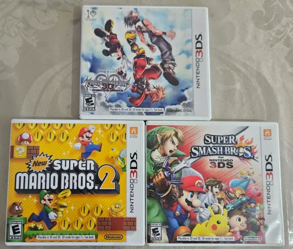 PROMOÇÃO Kingdom Hearts 3D, New Super Mario Bros 2,Super SmashBros 3DS, excelente estado!!
