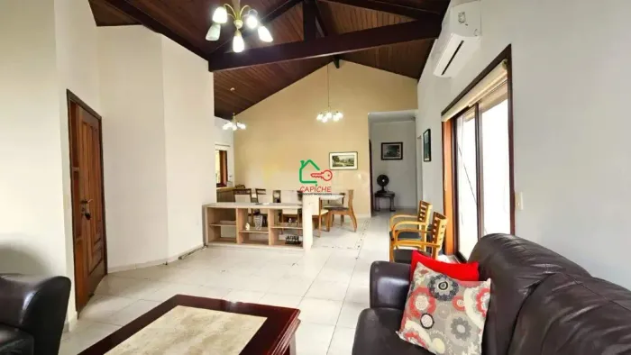 Casa térrea para locação em condomínio