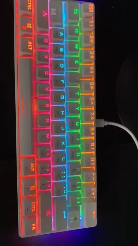 Teclado mecânico 60%