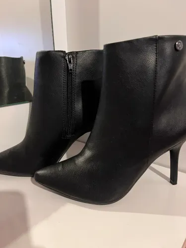 Bota Via Uno Cano Médio Bico Fino