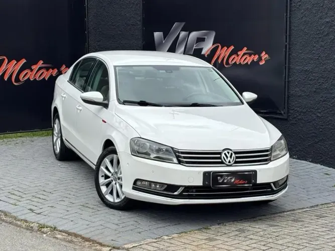 Volkswagen Passat Comfortline 2.0 TSI 220cv Tip. 2014