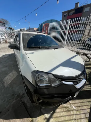 Toyota Etios Platinum Sed. 1.5 Flex 16V 4P Aut. 2019