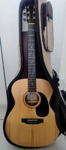 Violão Sigma 000me tampo sólido
