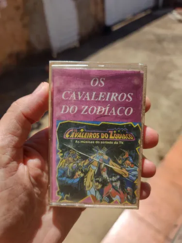 Fita cassete dos cavaleiros do zodíaco