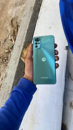 Celular pegando tudo vendo no precinho para comprar logo
