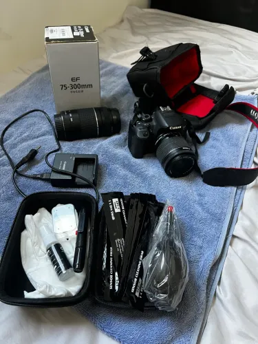 Câmera Fotográfica Cânon T5i