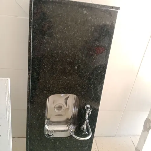 Pia de cozinha cuba inox e misturador Docol bico articulado sem uso novos