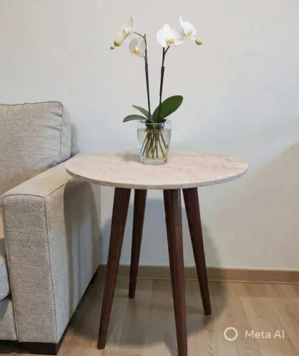 Mesa de canto em Corian Tumbleweed