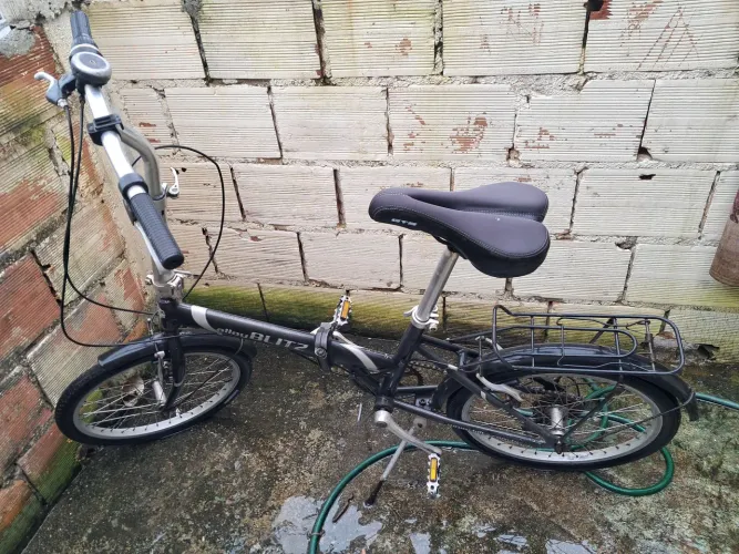 Bicicleta Dobrável Aro 20 Preta Alloy Blitz com Bagageiro