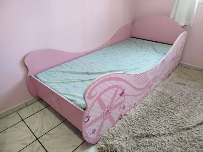 Cama