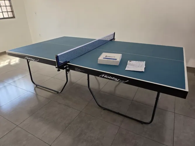 Mesa de tênis de mesa Hobby 25mm (Pés de Ferro) + Rede DriveTT
