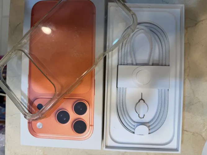 iPhone 17 Pro 256GB - 98% Bateria - NF + Cabo Lacrado - Modelo Anatel