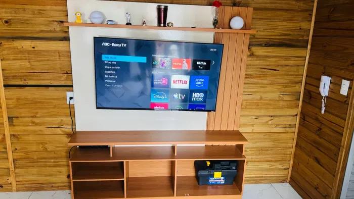 RACK COM PAINEL