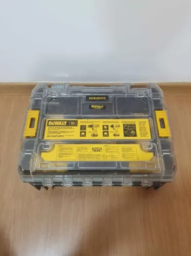Kit Parafusadeira Furadeira Bateria 3/8" 12V Bivolt Dewalt