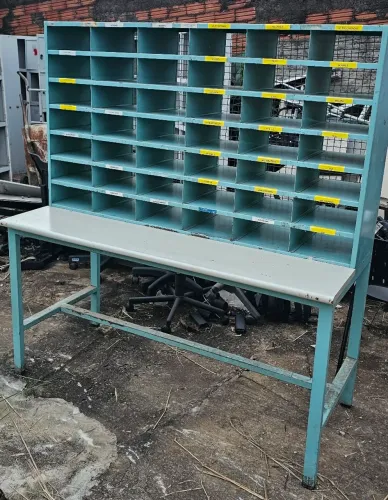 Bancada com divisoria