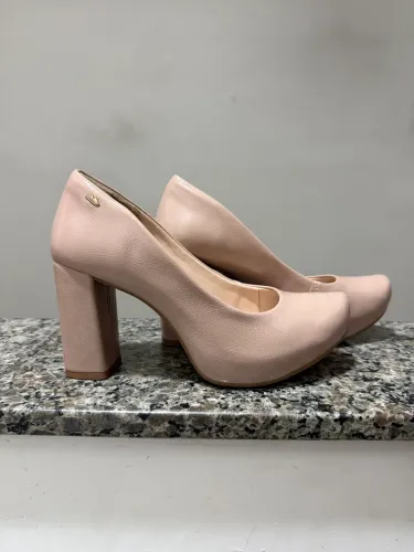 Sapato de Salto Alto Dakota - tamanho 36