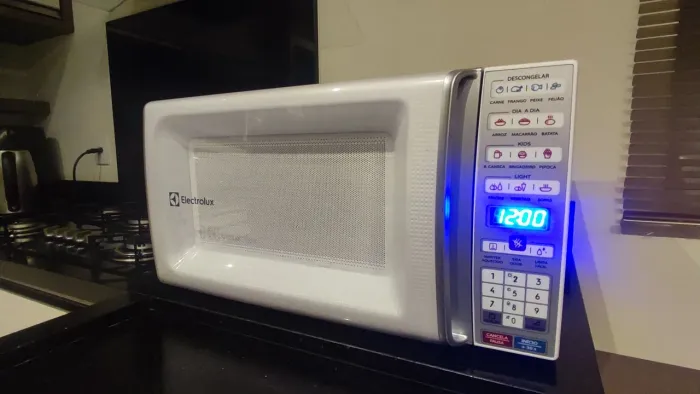 Microondas Eletrolux 34 litros 