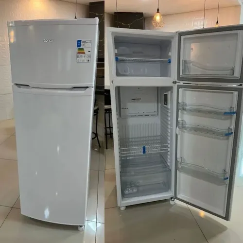 Geladeira semi nova
