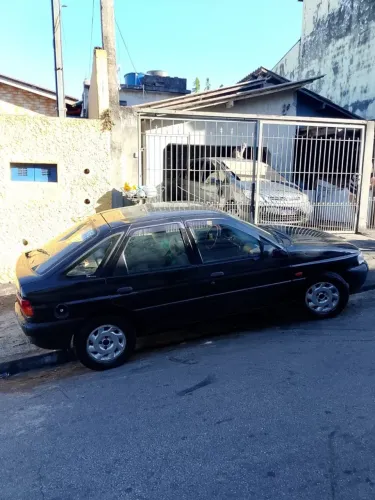 Ford Escort GL 1.8i / 1.8 (álcool) 2022