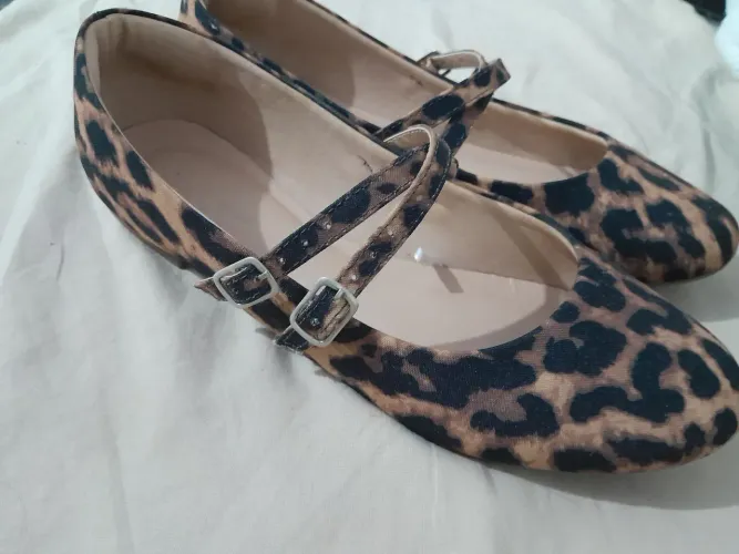 Sapatilha de oncinha 