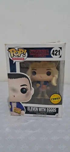 Funko Pop Eleven Stranger Things versão Chase