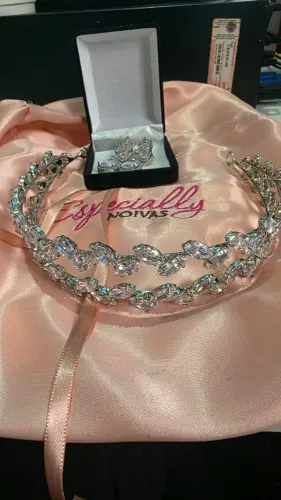 Conjunto Tiara e Brinco de Noiva