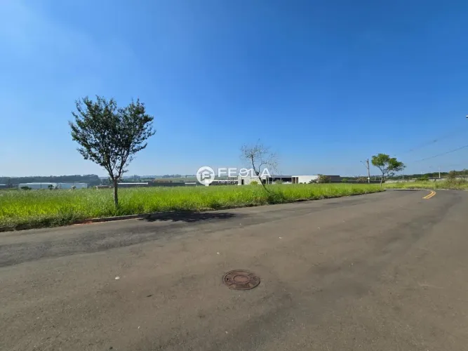 Terreno à venda em Limeira, Parque Industrial Souza Queiroz, com 2408.16 m²