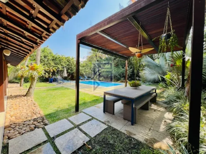 Condomínio Nova Ipanema; Casa de luxo na Barra da Tijuca: 4 quartos, 4 suites, 4 salas, 8