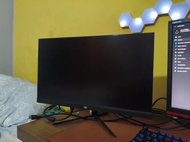 VENDO OU TROCO MONITORES GAMERS