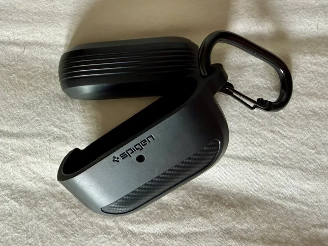 Capa AirPods Pro 1 e 2 SPIGEN 
