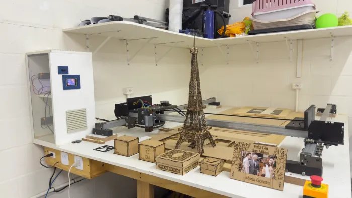 CNC Laser 800x1500 Completa com Mesa - WI-FI