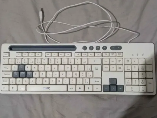 Teclado Multilaser GK120