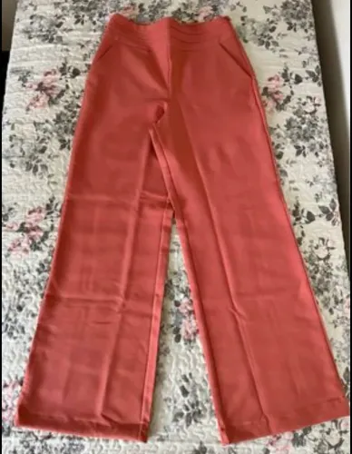 Calça pantalona rosa