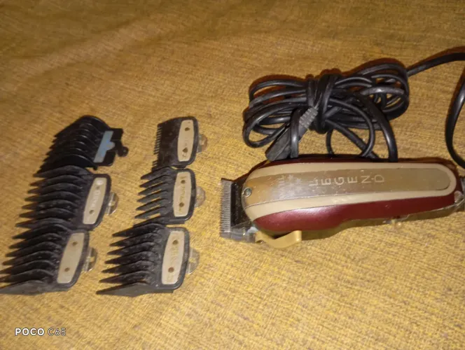 Máquina de cortar cabelo profissional