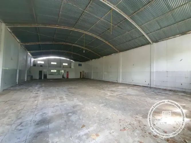 Galpão para alugar, 540 m² por R$ 15.000/mê+taxas - Badu - Niterói/RJ