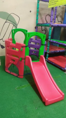 Casinha de brinquedo play groun