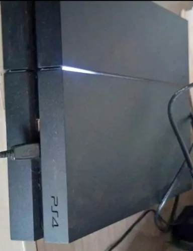 Playstation 4 Semi-Novo
