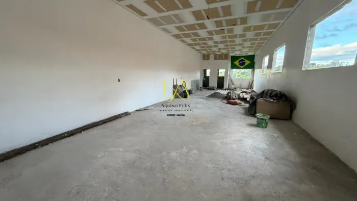 Galpão para Locação em Atibaia, Residencial Jardins da Catalunha, 2 banheiros