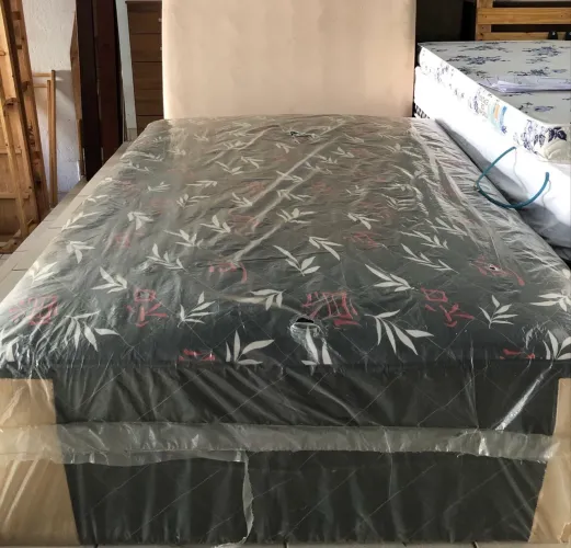 Cama box