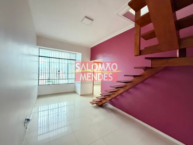 COBERTURA À VENDA | 3 QUARTOS | SALA AMPLA | EXCELENTE DISTRIBUIÇÃO INTERNA