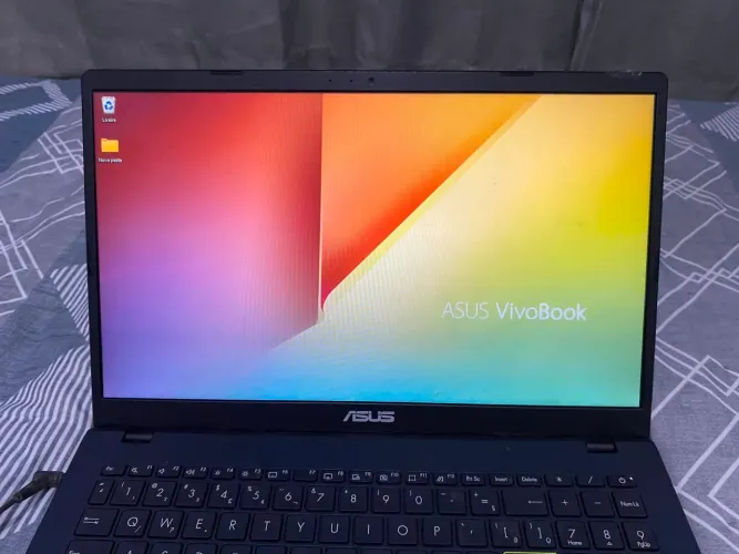Vendo notebook em ótimas condições
