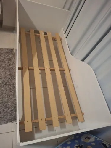Cama infantil com colchão