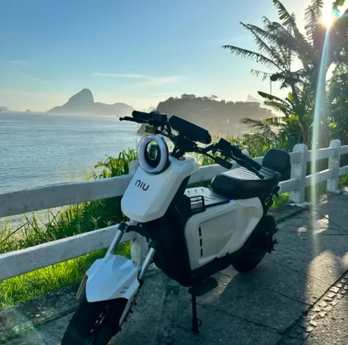 Scooter elétrica x2000W Niu