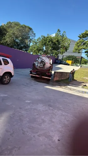 Desentupidora. Na sua cidade