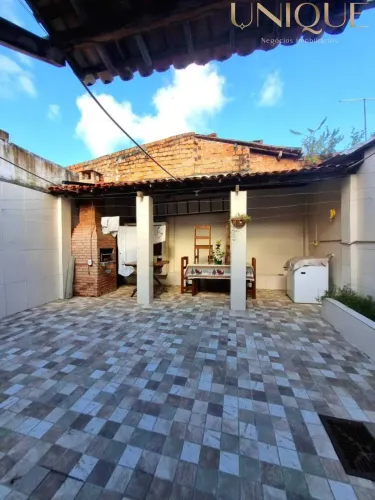 Excelete casa com boa localização - 205852 [23107]