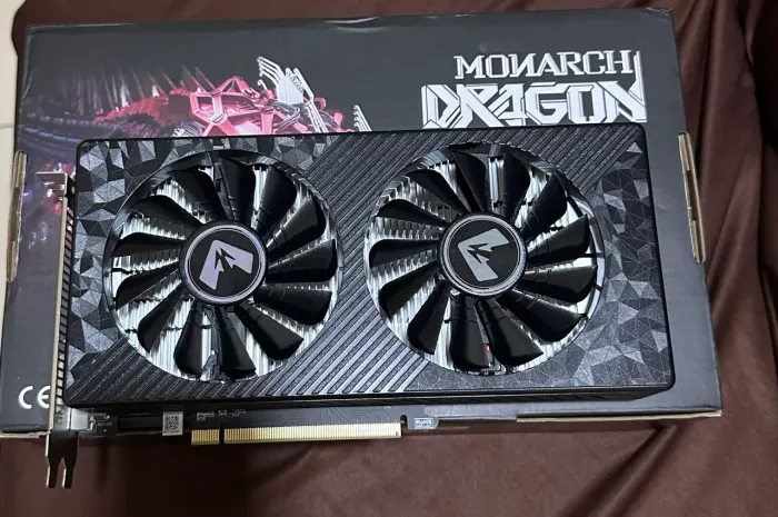 Placa de video RX590 8Gb