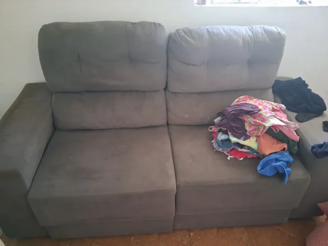 Vendo sofá retrátil 2 lugares