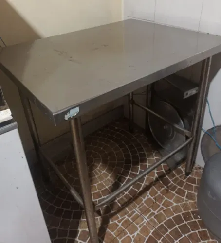 Mesa de inox
