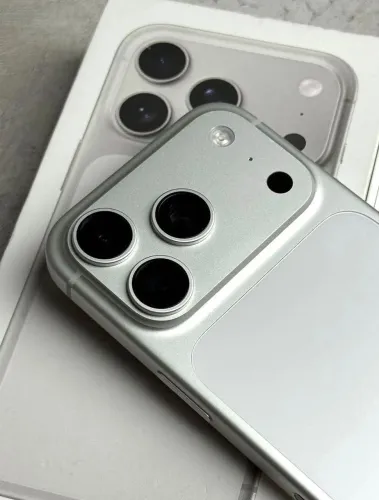 iPhone 17 pro Max 